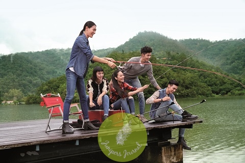 levis-2017-cny-pr-group_1200x800