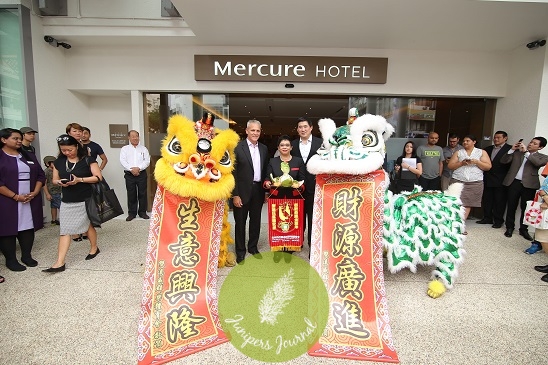 photo-3-lion-dance-for-the-grand-opening-of-mercure-kuala-lumpur-shaw-parade