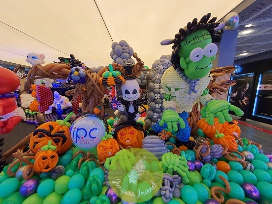 Halloween is an exciting time for trick-or-treaters and this year, IPC Shopping Centre brings Boo-Ville alive featuring a larger-than-life balloon installation. From now until 3rd November 2019, families can look forward to a concourse filled with spooky character balloons that include a 16-feet pumpkin monster, along with friendly Casper-like ghosts, and scary zombies