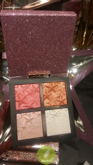 Star-Dipped Face Compact Light
