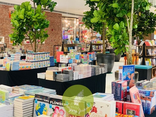 Enjoy discounts from 50% - 80% on a selection of over 100,000 books at Da Men USJ's BookXcess Fair 