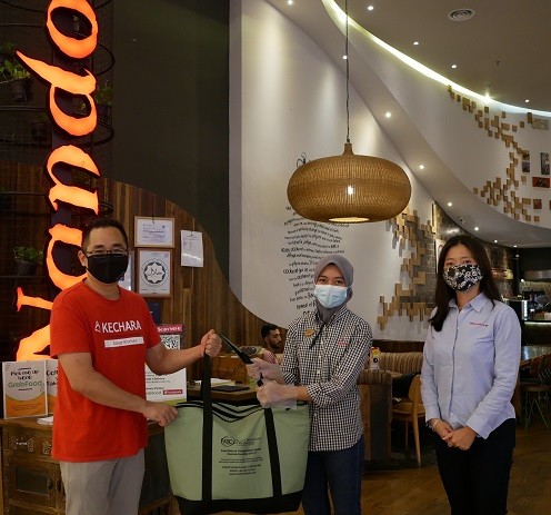 Nando's Malaysia ‘No Chuckin’ Our Chicken’ Food Donation Programme
