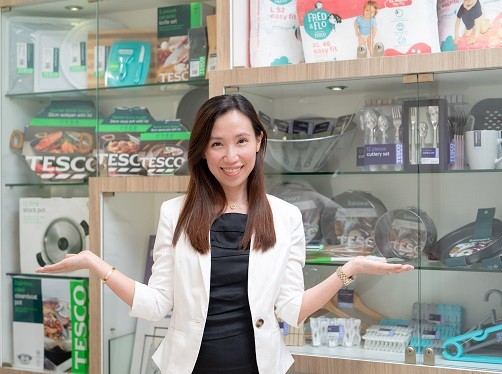 Tesco Non-Food and Multichannel Director, Janice Chan recommends setting reminders for Tesco’s Super Brand Day on Shopee so that customers won’t miss out on great deals