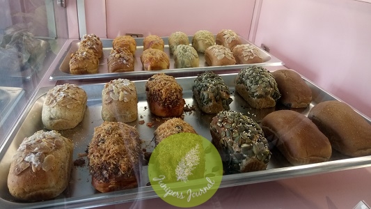 An array of freshly baked Loffi sourdough pillow buns