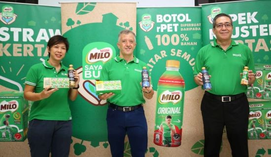  [From Left] April Wong, Business Executive Officer, Ready to Drink Business Unit, Nestlé (Malaysia) Berhad; Juan Aranols, Chief Executive Officer of Nestlé (Malaysia) Berhad and Dato' Adnan Pawanteh, Head of Corporate Affairs, Nestlé (Malaysia) Berhad unveiling its latest sustainable packaging solutions of high-quality recycled resin (rPET) bottles for all its Ready-to-Drink products, as well as MILO UHT 125ml paper cluster packaging