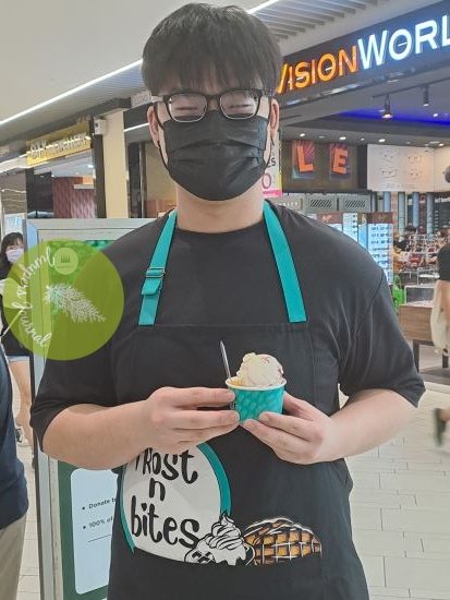 Frost n Bites has one outstanding staff