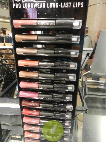 MAC Pro Longwear Long-Last Lips Know No Bounds