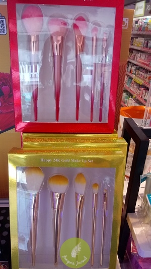 Watsons Happy 24K Make Up Set