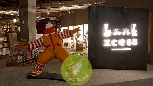 BookXcess Opens 13th Outlet At MyTOWN Shopping Centre & It’s HUGE