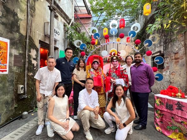 Kwai Chai Hong Puts The ‘Queen’ In Drama To Revitalise Chinese Opera