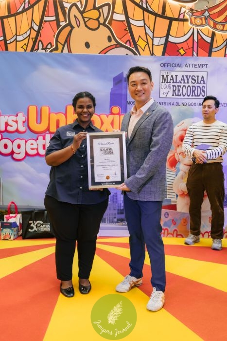 Milolo Enters Malaysia Book Of Records For Most Participants In A Blind Box Unboxing Event